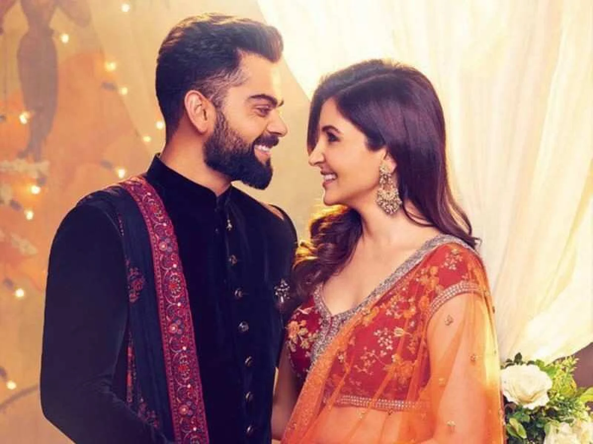 Virat Kohli Shares his Selfie with Wife Anushka