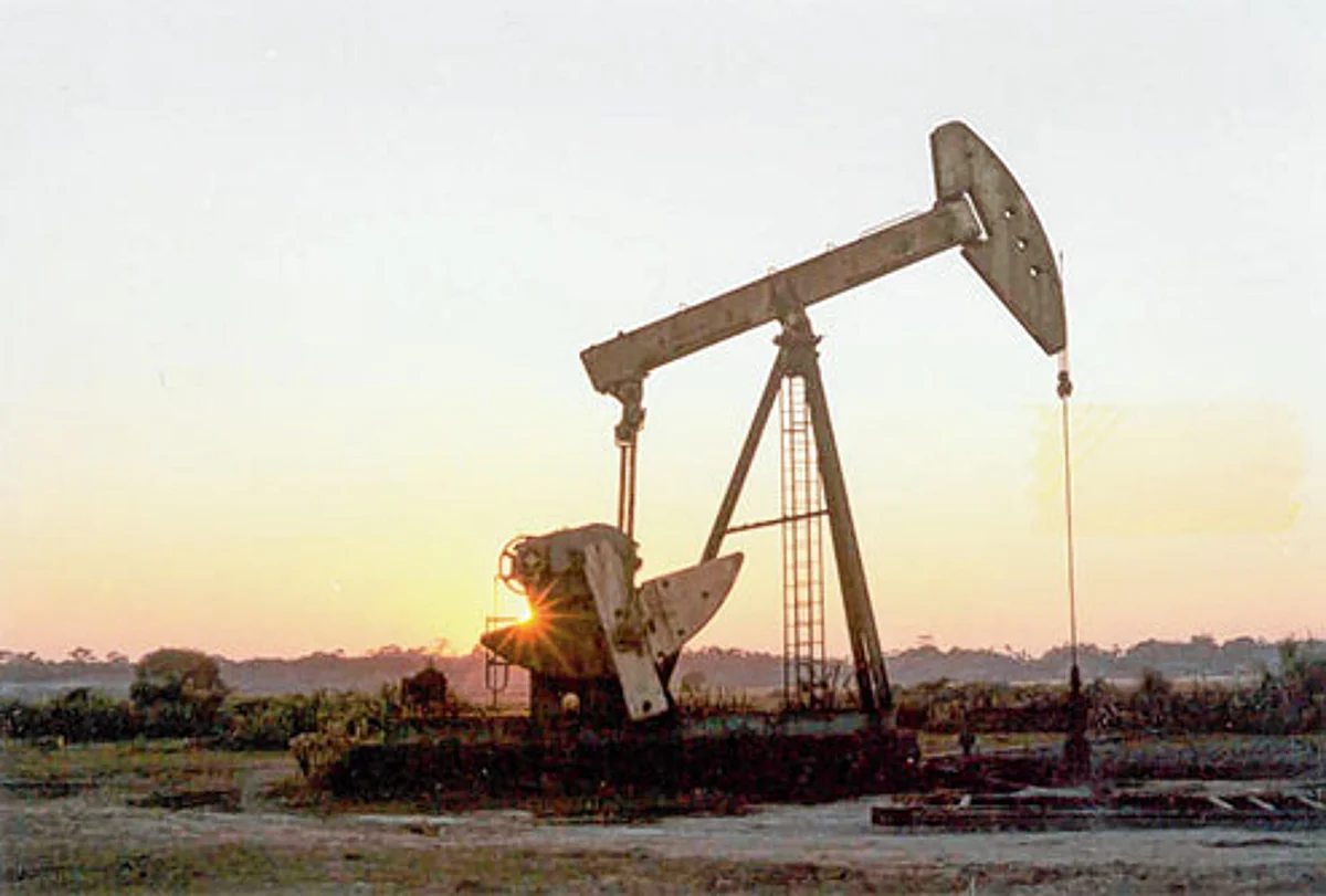 Crude Oil Reserves Rise by 10.6 Lakh Barrels in US, Prices Rolled-Down