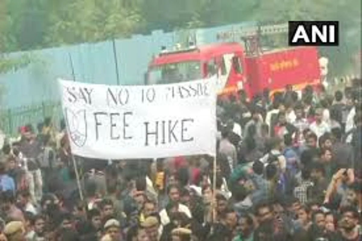 3-Member Committee of HRD to visit JNU Today