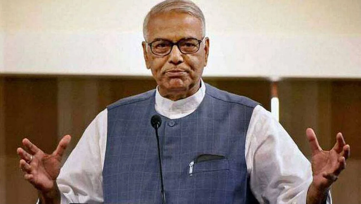 Former Finance Minister Yashwant Sinha Again Did Not Get Permission to Move Out of Srinagar