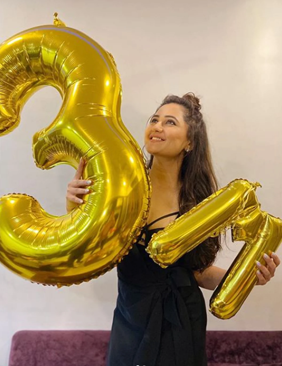 3 Million Followers of Rashmi Desai on Instagram, Actress Thanked Fans