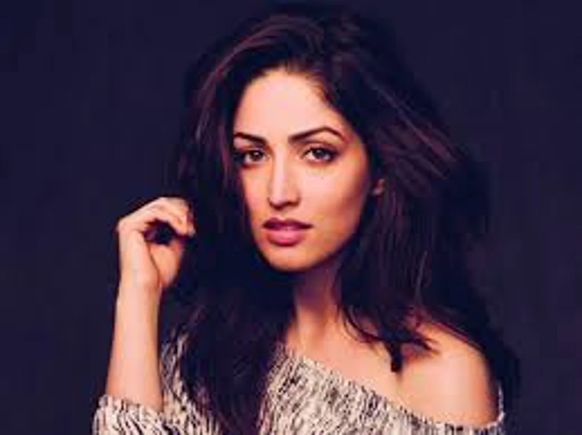 Yami Gautam was seen Suggesting Precautions to Avoid the Corona Virus
