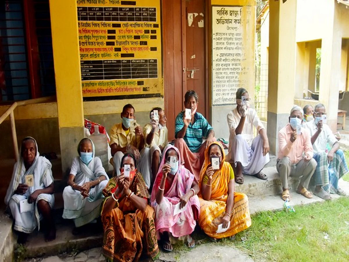 WB Polls Phase VII: 17.95 pc voter turnout till 9:35 am