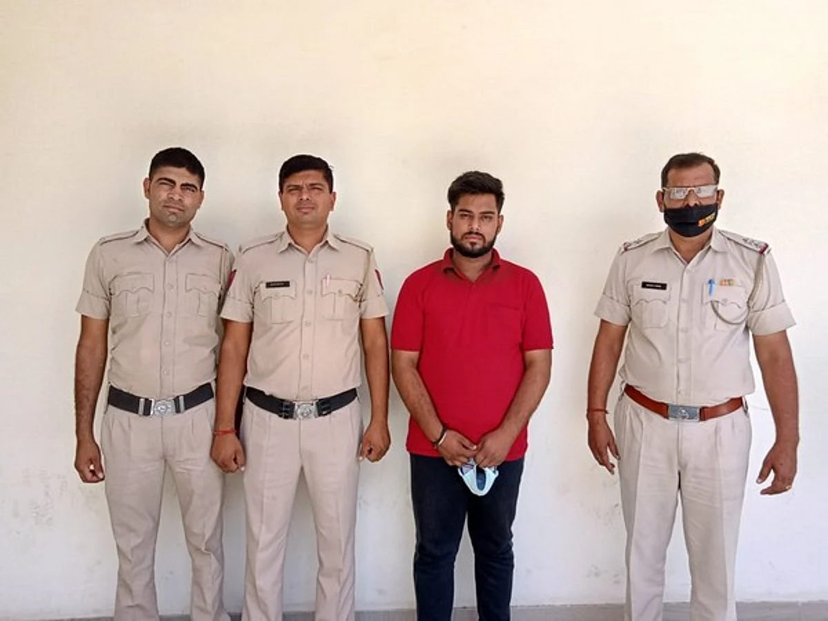 Company manager arrested for black marketing of oxygen cylinders in Haryana