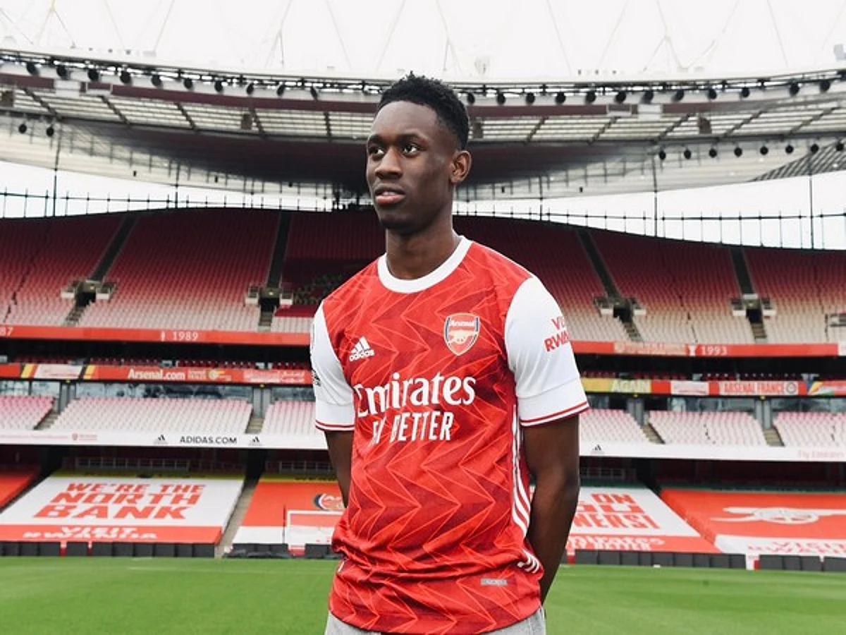 Folarin Balogun Signs New Long-Term Contract with Arsenal