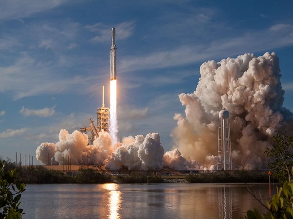 Bharti group backed OneWeb launches 36 satellites, total in-orbit constellation reaches to 182 satellites