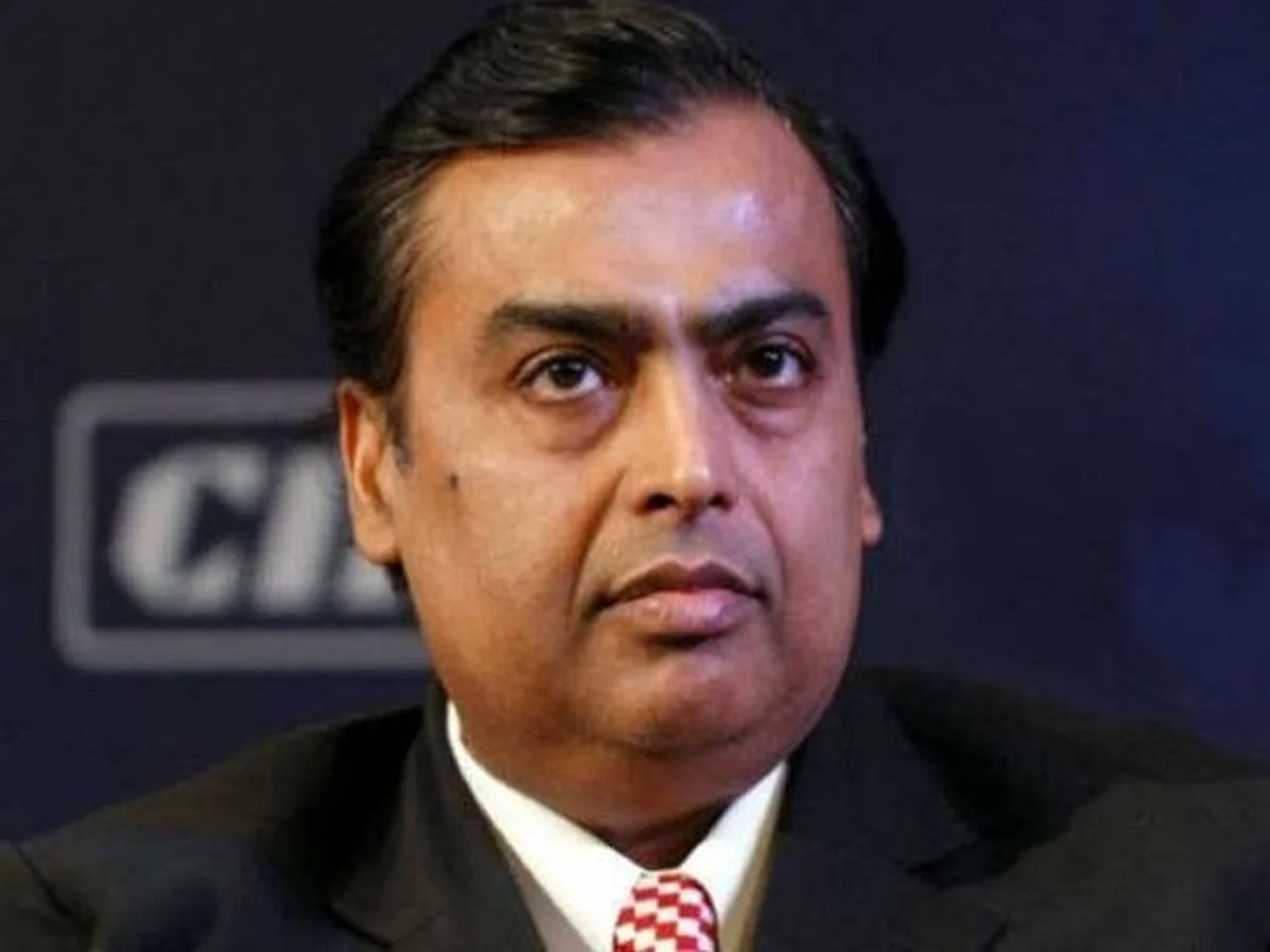 RIL Reliance Industries Market Cap Decreased By 40000 Crores