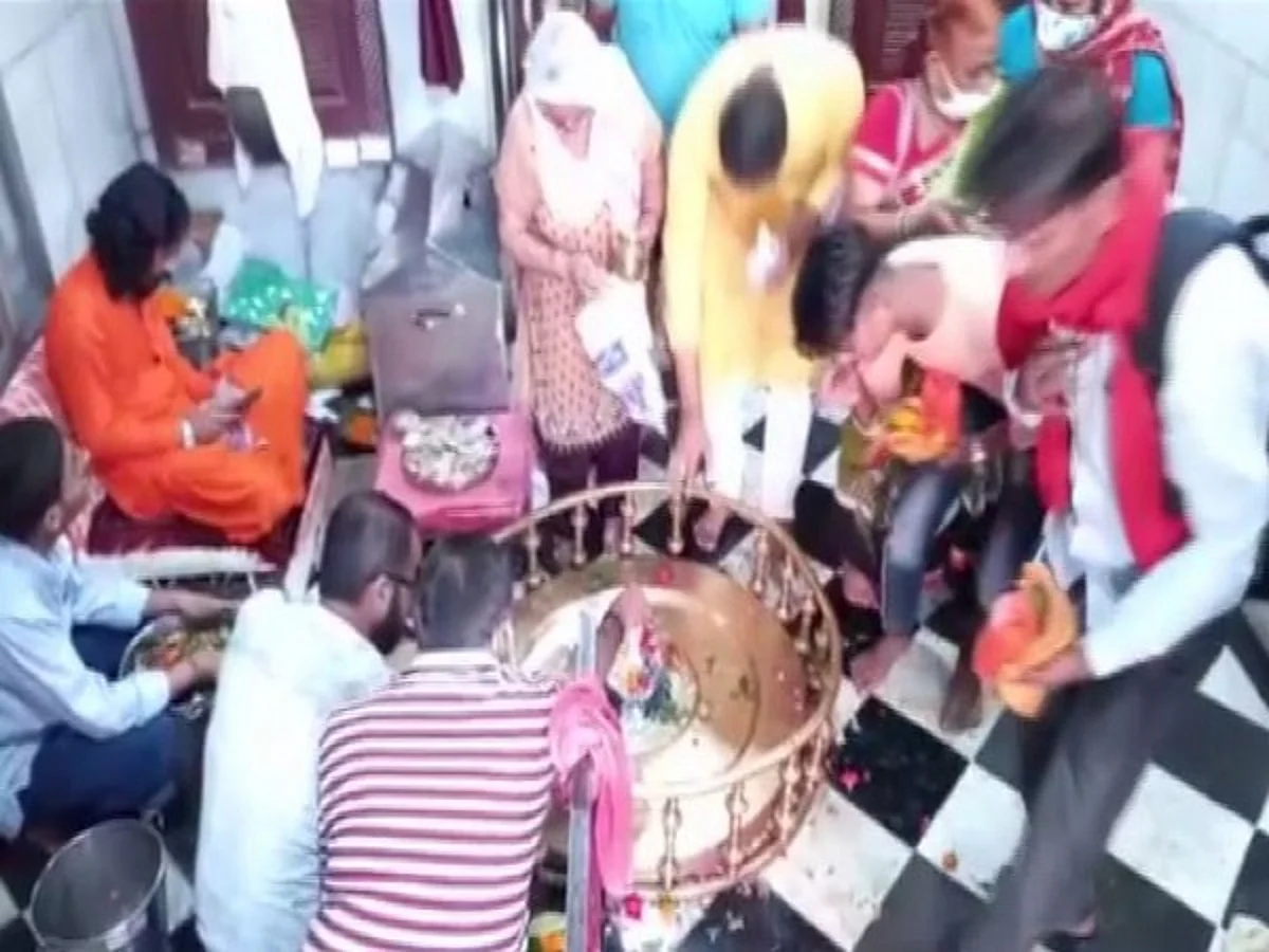 Devotees offer prayers at Haridwar’s Daksha Mahadev Temple on last Monday of Sawan