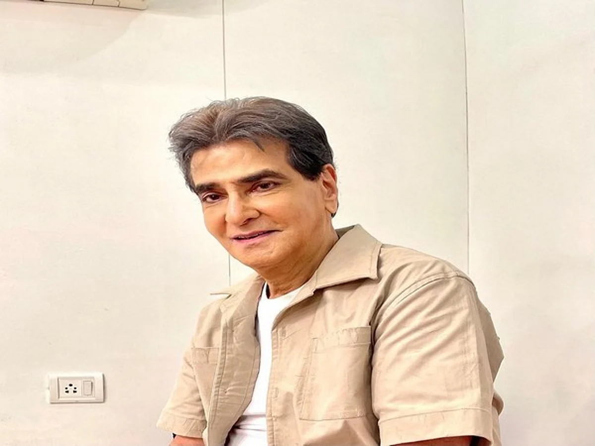 Veteran actor Jeetendra to play a cameo in ‘Apharan 2’