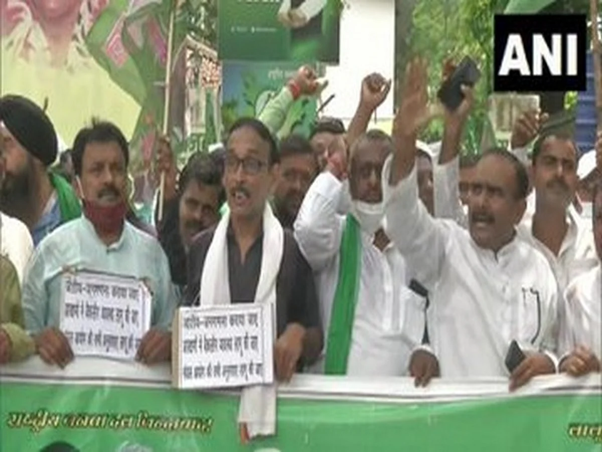 Patna: RJD holds protest outside party office demanding implementation of caste-based census