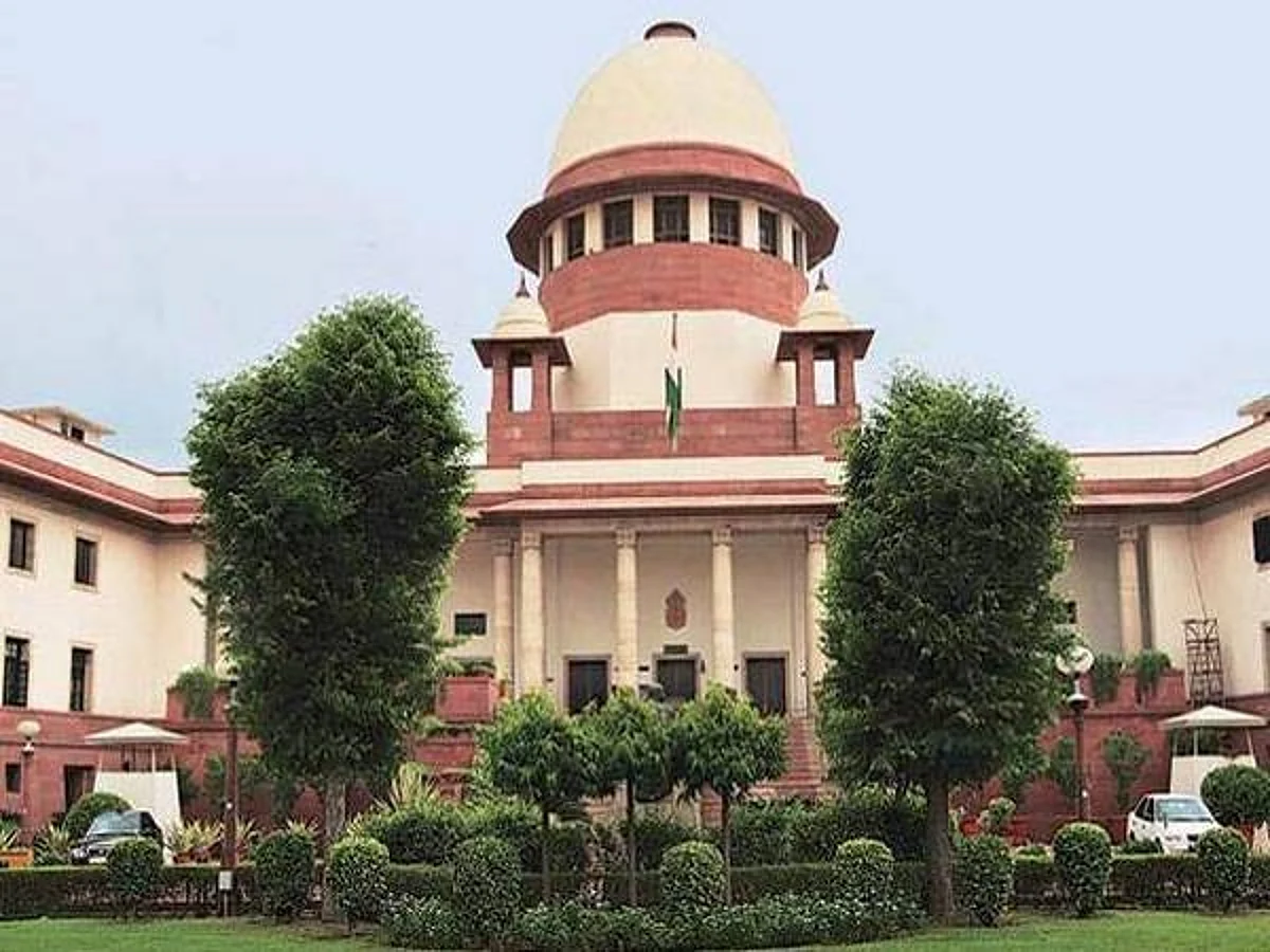 SC issues notice to Centre on pleas seeking inquiry into Pegasus snooping row