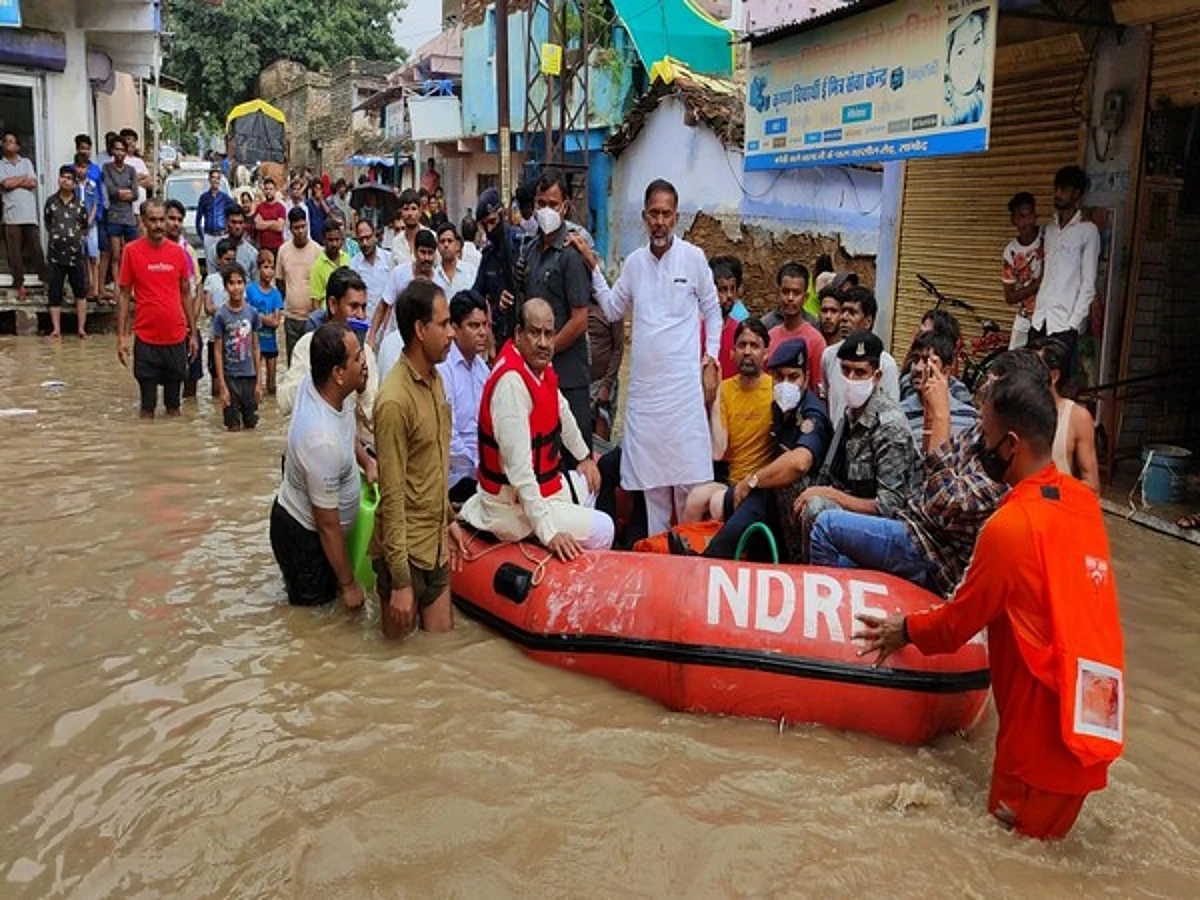 LS Speaker Om Birla inspects flood hit Rajasthan’s Kota, says “situation is dire”