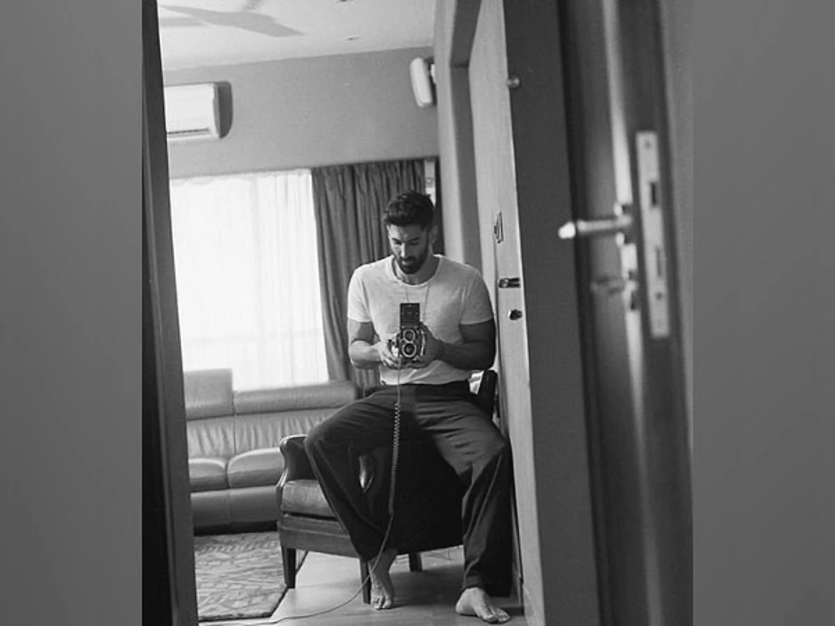 Aditya Roy Kapur shares throwback picture from school days