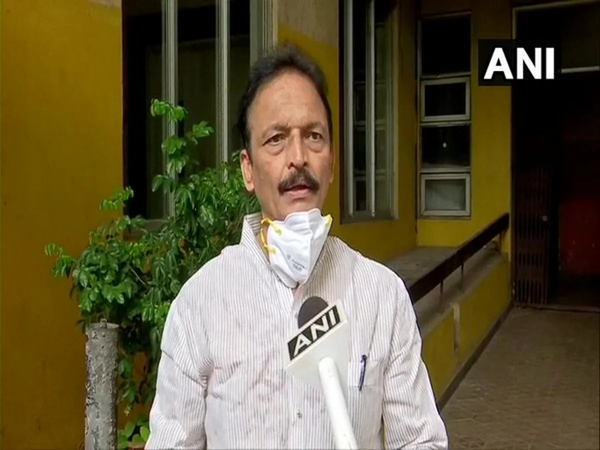 COVID-19: Maha Cong demands resuming local train service for those inoculated