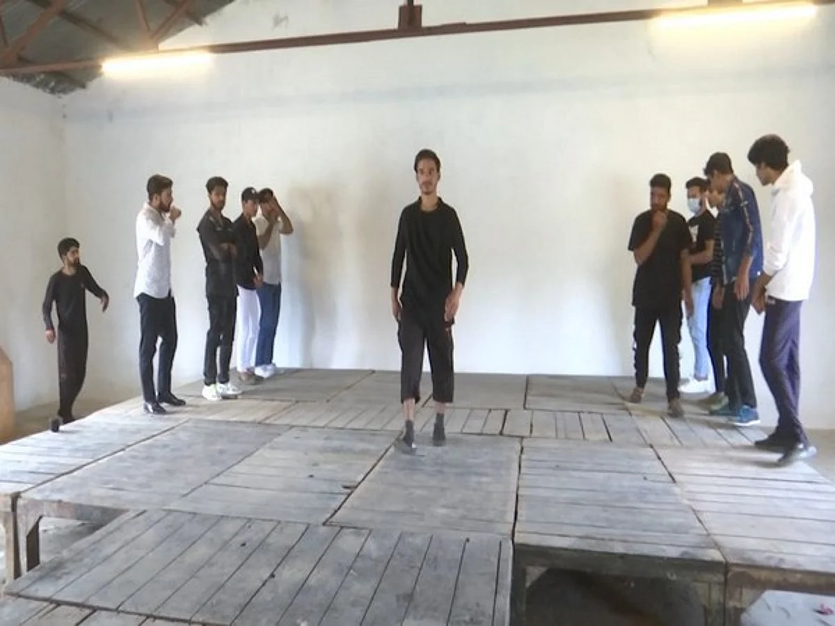 15-day modelling and acting workshop organised for Kashmiri youths in Srinagar