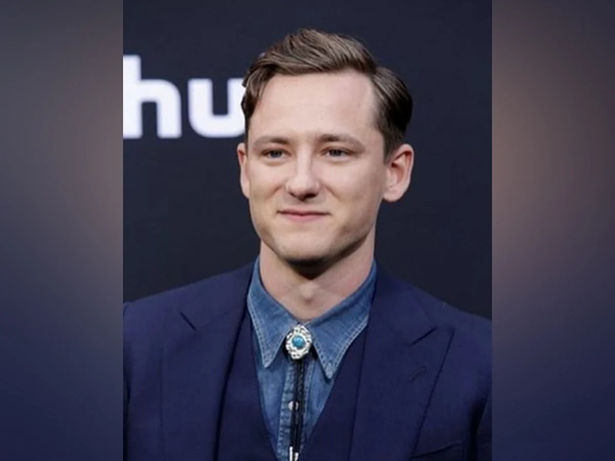 Lewis Pullman to star in adaptation of Stephen King’s ‘Salem’s Lot’