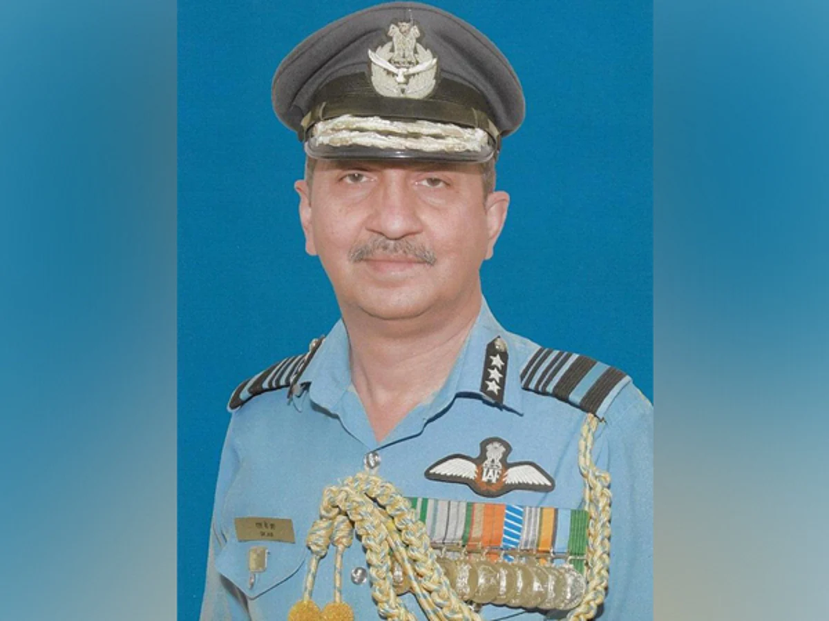 Air Marshal Suraj Kumar Jha takes over as Air Officer in Charge Personnel