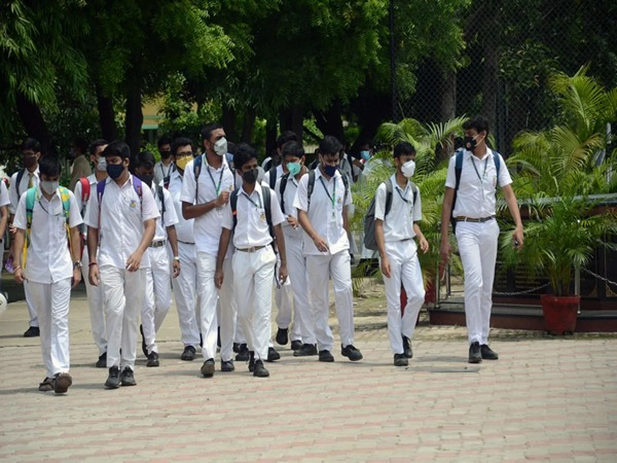 Coronavirus: Schools Reopened after 17 Months, Strictly Following Covid Protocol