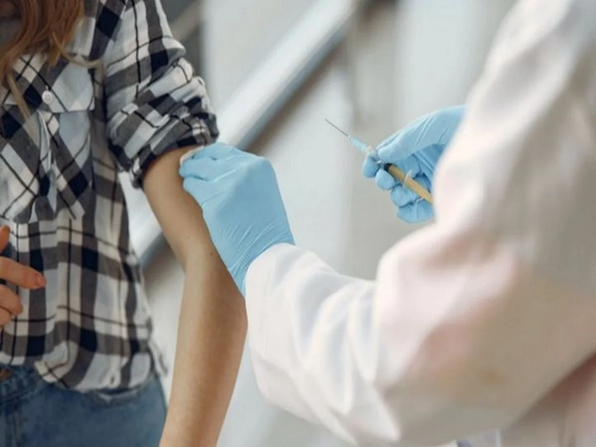Over 2.25 cr unutilised COVID-19 vaccine doses available with States, UTs: Centre