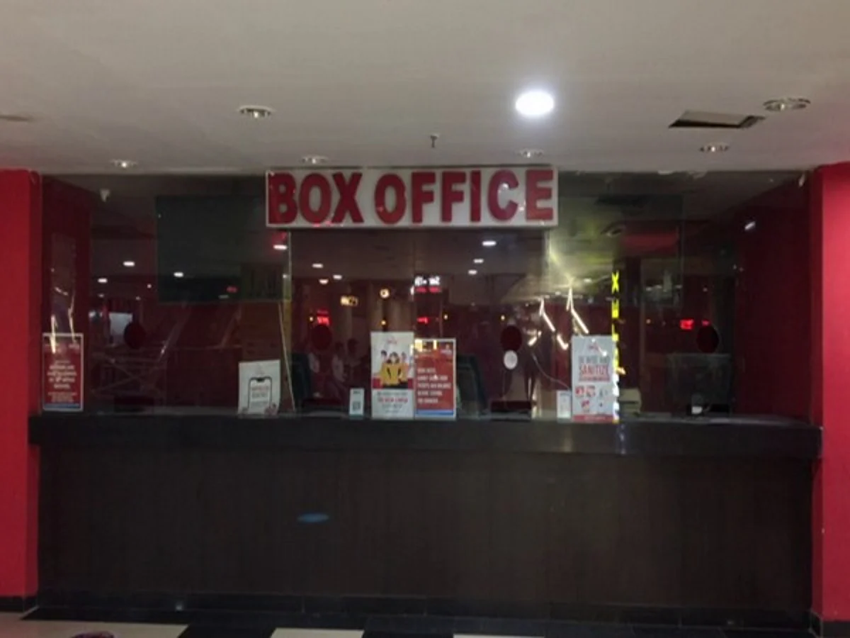 Indore administration allows reopening cinema halls, but they remain shut