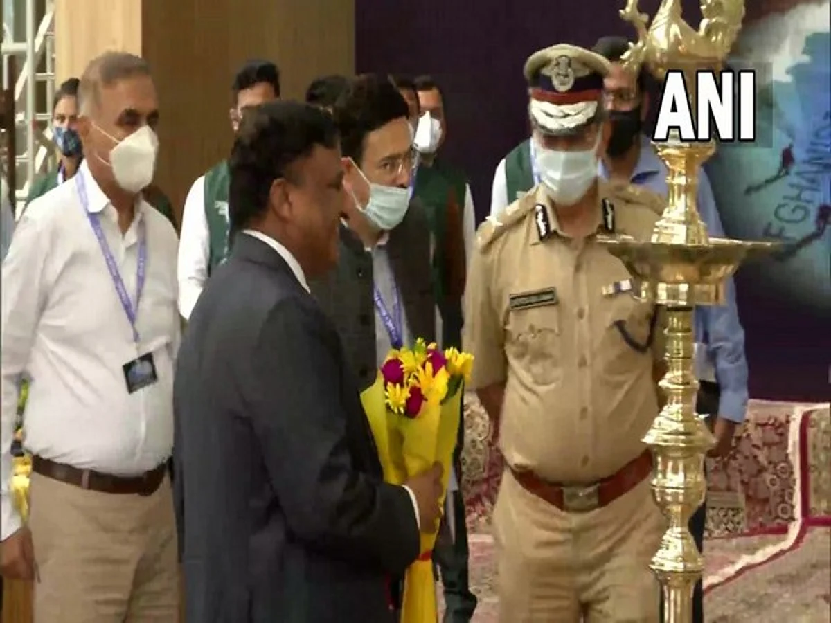 Delhi Police: Conference underway with fourteen intelligence units at special cell office over anti-terror units