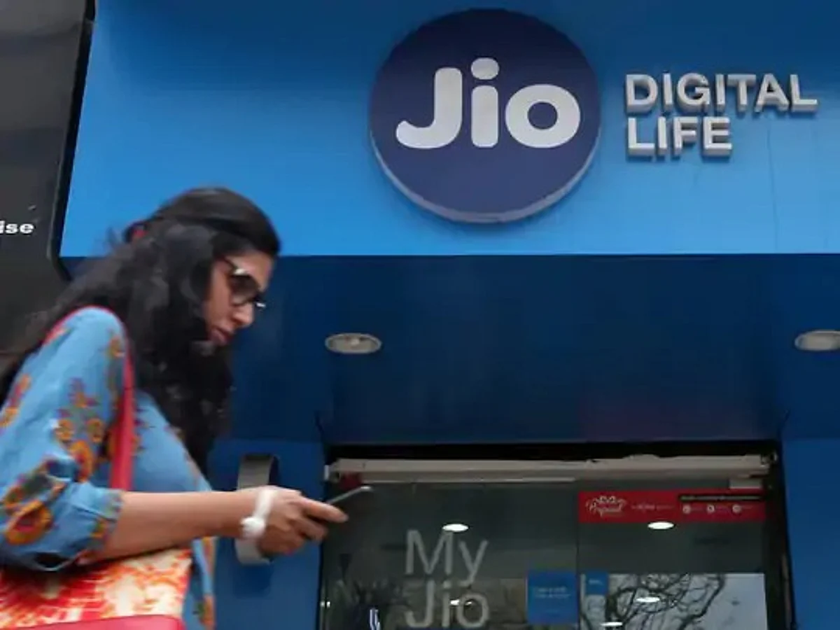 Jio Launches New Prepaid Plans With 1 Year Of Disney+ Hotstar Subscription