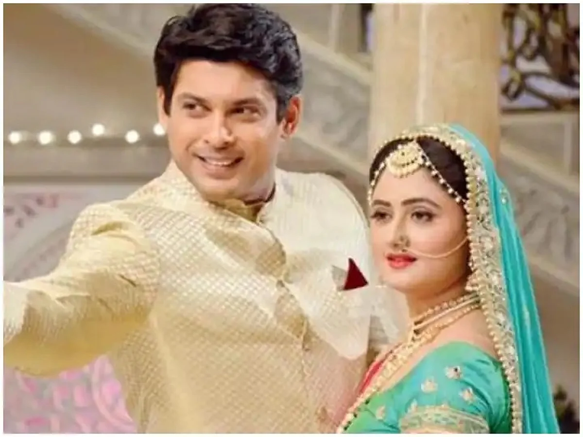Rashami Desai is Yet Unable to Recover from the Death of Sidharth Shukla