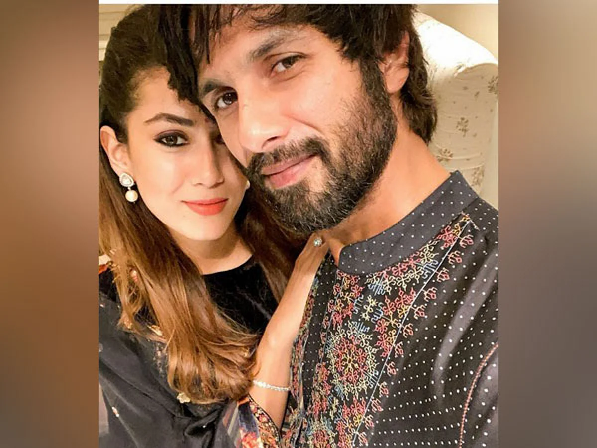 Shahid Kapoor pens heartfelt note for ‘centre’ of his world