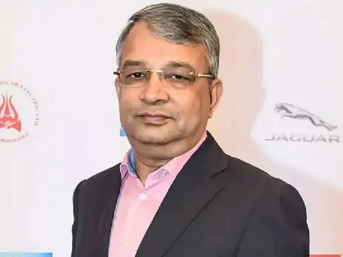 Celebrity Lawyer: Satish Manshinde is arguing for Aryan in Drugs Case
