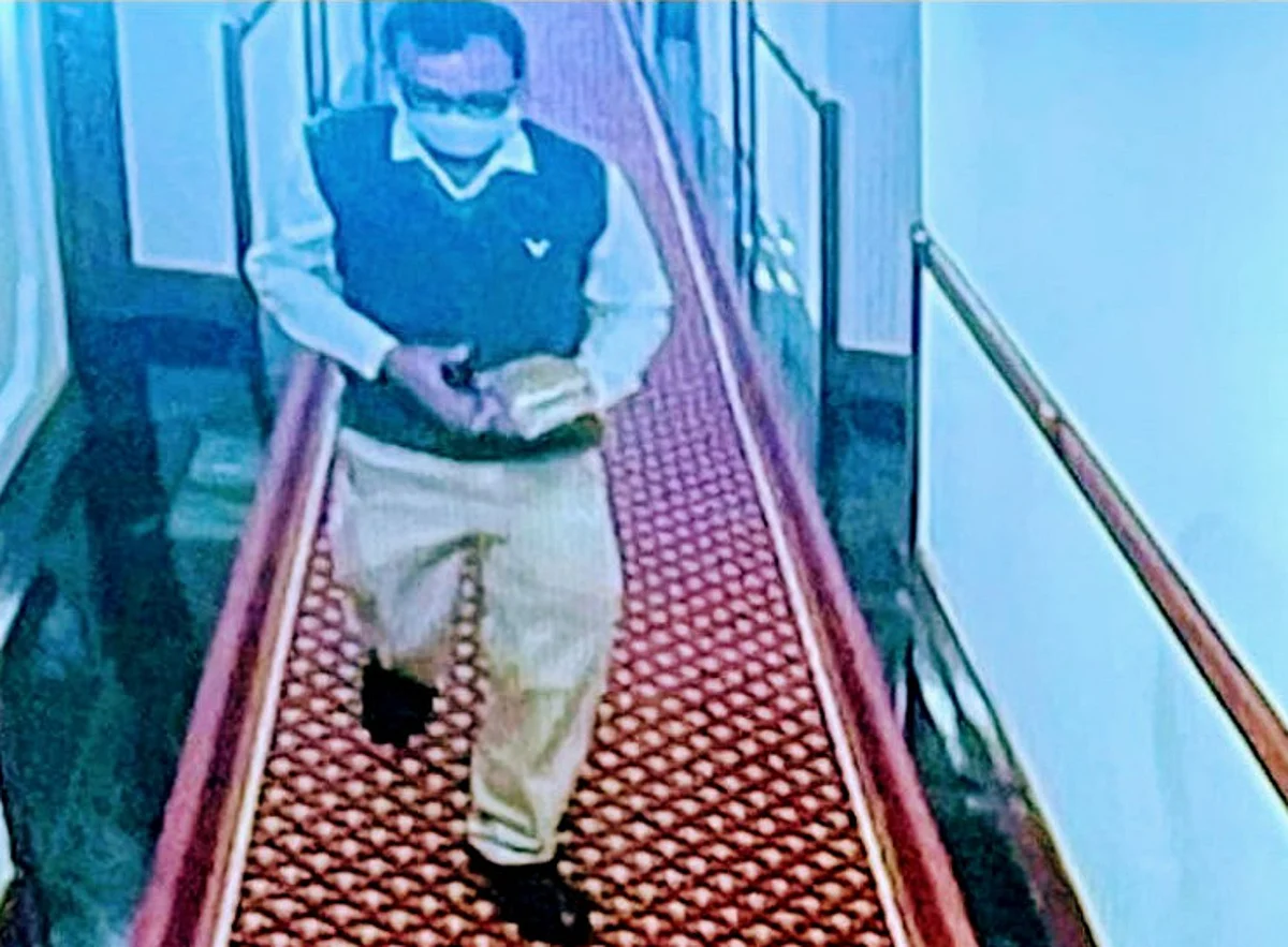Five-Star Thief of Gujarat Jayesh Raoji Sejpal caught in CCTV Footage
