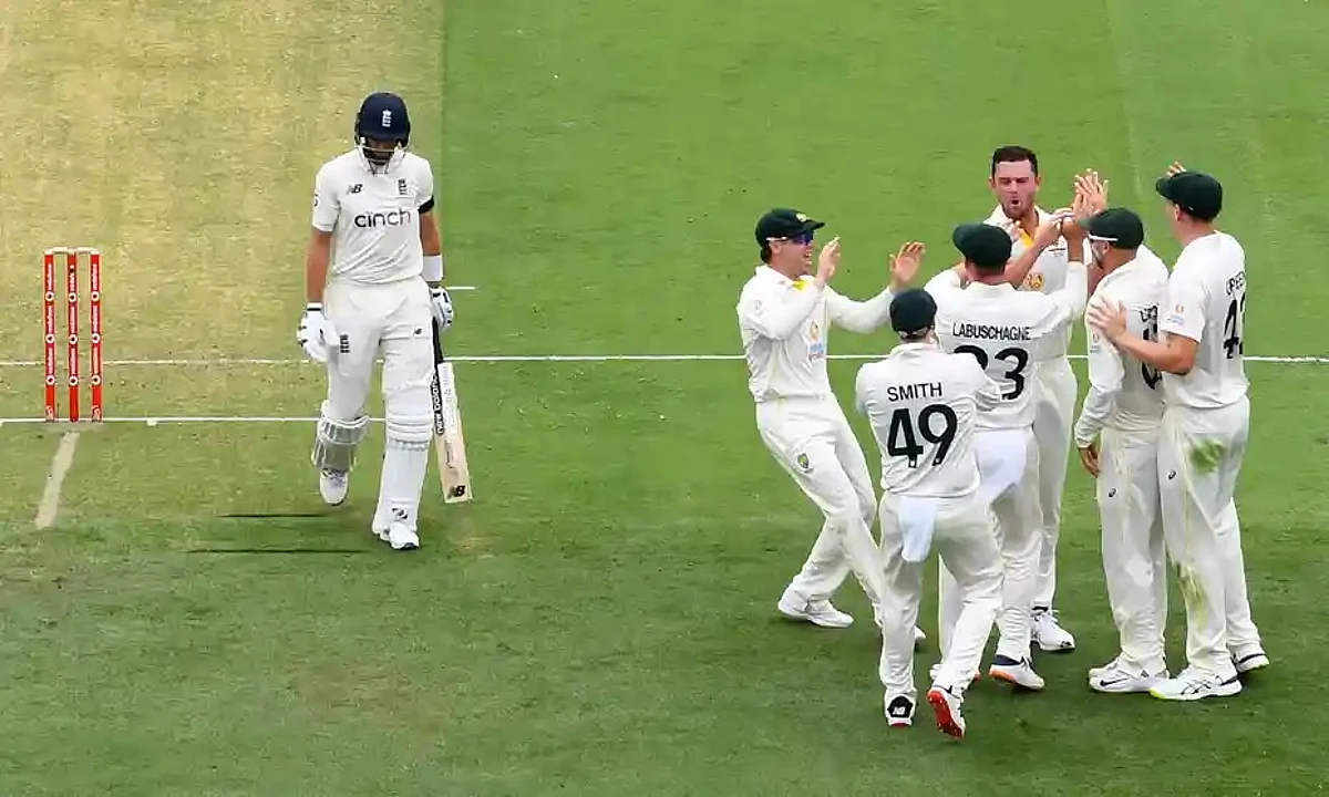 Ashes 2021 : एशेज पर छाया कोरोना का साया, इंग्लैंड टीम में 4 सदस्य पॉजिटिव, क्रिकेट ऑस्ट्रेलिया ने जारी किया बड़ा बयान