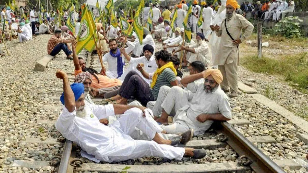देशव्यापी किसान आंदोलन खत्म, फिर धरने पर क्यों हैं ये किसान ?