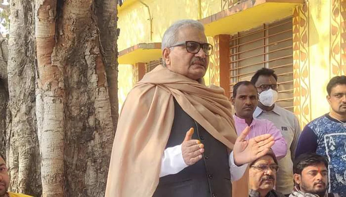 'सरपंच कर सकते हैं 15 लाख तक का भ्रष्टाचार', जानिए किसने दिया यह विवादित बयान