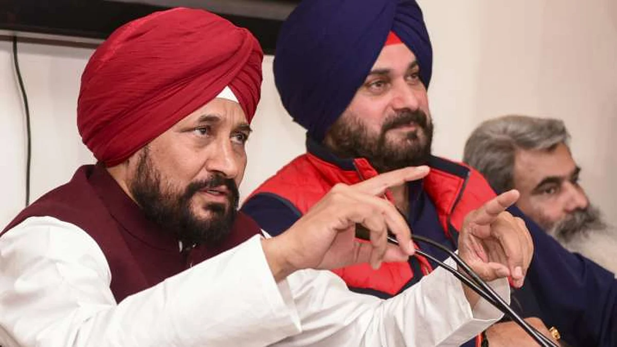 पंजाब विधानसभा चुनाव 2022 : कोरोना के बीच बढ़ी चुनावी सरगर्मी, क्या जान से ज्यादा जरुरी हैं चुनाव ?