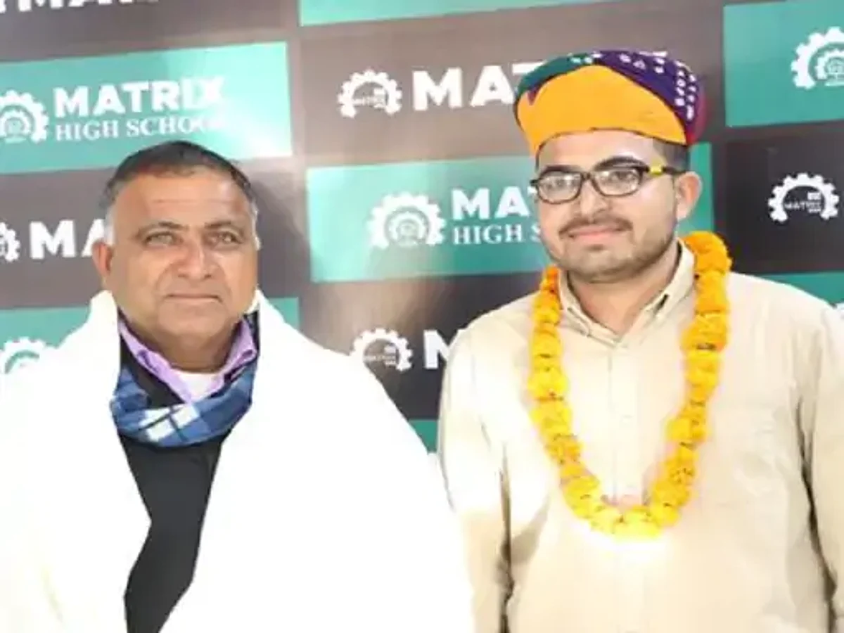 अपने पिता राजेश कुल्हरी साथ सौरभ