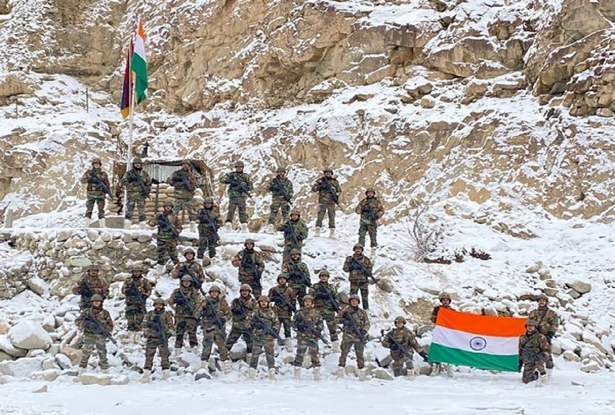 चीन को उसी के अंदाज में मिला जवाब, गलवान में सेना ने फहराया तिरंगा,केंद्रीय मंत्री ने ट्वीट कर राहुल से पूछा सवाल