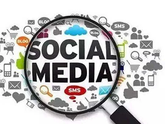 <div class="paragraphs"><p>सोशल मीडिया पर चर्चा </p></div>