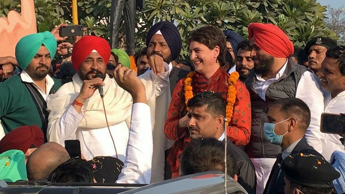 मुख्यमंत्री चरणजीत सिंह चन्नी और कांग्रेस महासचिव प्रियंका गांधी