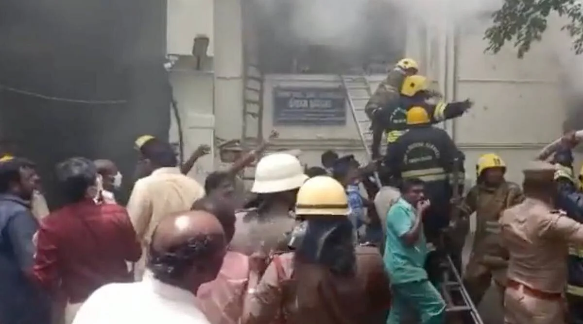Rajiv Gandhi Hospital Fire: भीषण आग की चपेट में अस्पताल, मौके पर पहुंची दमकल गाड़ियां
