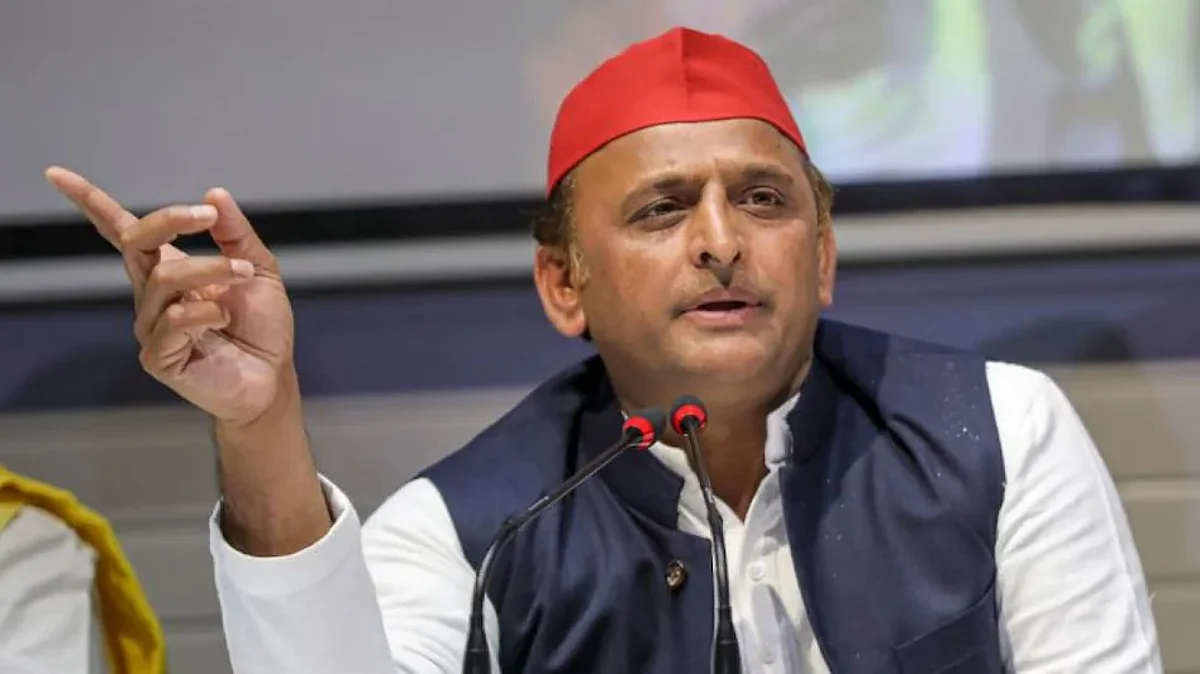 चंदौली मौत पर छिड़ी सियासत,जाति के आधार पर जानबूझकर दिया घटना को अंजाम- अखिलेश