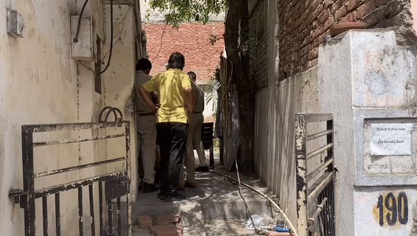 जयपुर में बुजुर्ग महिला की धारदार हथियार से गला रेत कर की हत्या
