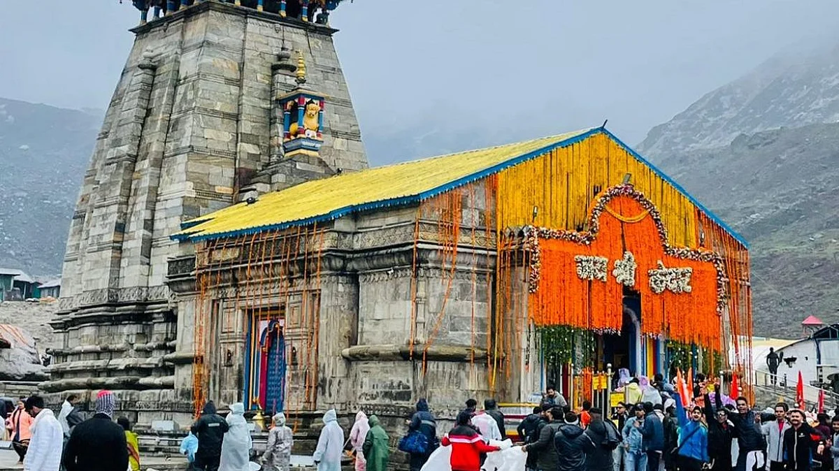 केदारनाथ धाम में नहीं होगी VIP एंट्री, अब एक कतार में लगकर करेंगे सब दर्शन