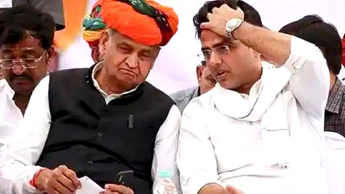 राजस्थान में राजनीतिक कलह, पायलट समर्थकों का गहलोत पर हल्ला बोल, राहुल की तारीफ के बाद बदला खेल