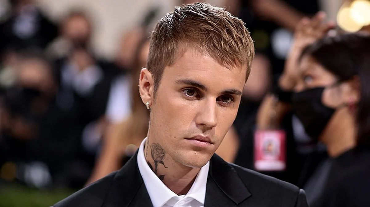 Justin Bieber: पैरेलाइज हुआ जस्टिन का आधा चेहरा, वायरस की वजह से हुई खतरनाक बीमारी