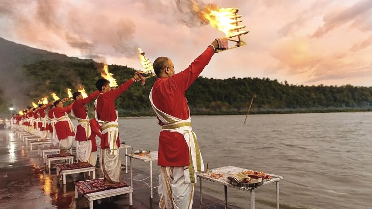 Ganga Dussehra 2022: कर्ज से मुक्ति, व्यवसाय में तरक्की, इस दशहरे पर महायोग करें यह उपाय