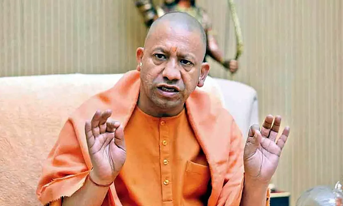 CM योगी ने गिनाई सरकार 2.0 की खूबियां, 100 दिनों में जब्त की 844 करोड़ रुपये की अवैध संपत्ति