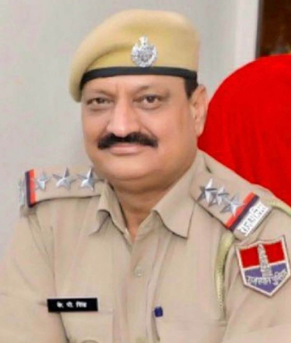 के पी सिंह को दो सप्ताह में सरेंडर करने के आदेश दिए। सरेंडर नहीं करने पर जयपुर पुलिस को उसे गिरफ्तार करने के आदेश दिए।