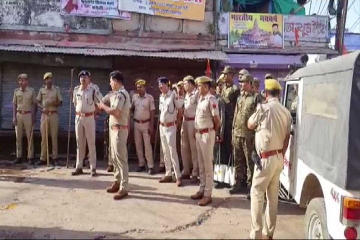 मज़हबी त्याहारों पर क्यों डरने लगा है भारत ?
