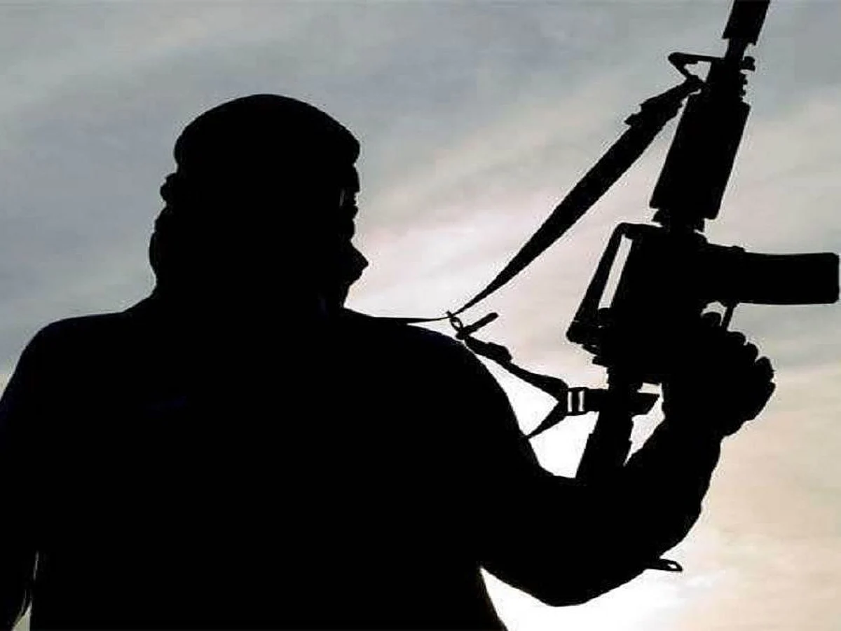 Tripura: भारत-बांग्लादेश सीमा पर बीएसएफ की उग्रवादियों से मुठभेड़, एक जवान गंभीर रूप से घायल