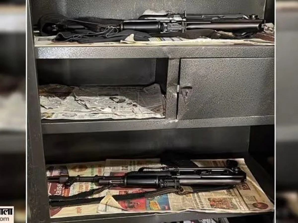 Jharkhand : ED की छापेमारी में बड़ा खुलासा, सीएम हेमंत सोरेन के करीबी के घर से दो AK-47 बरामद